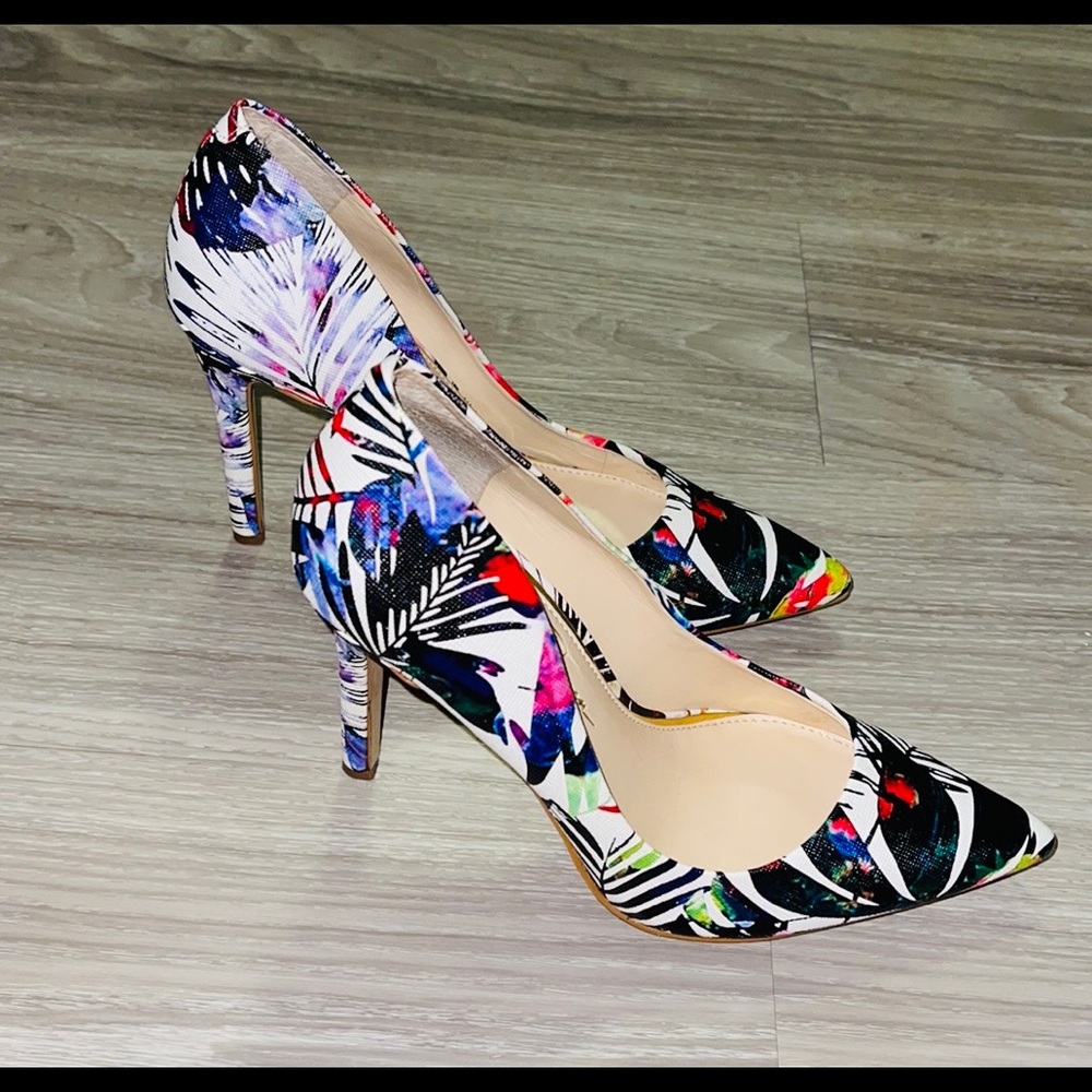 Jessica Simpson Pumps